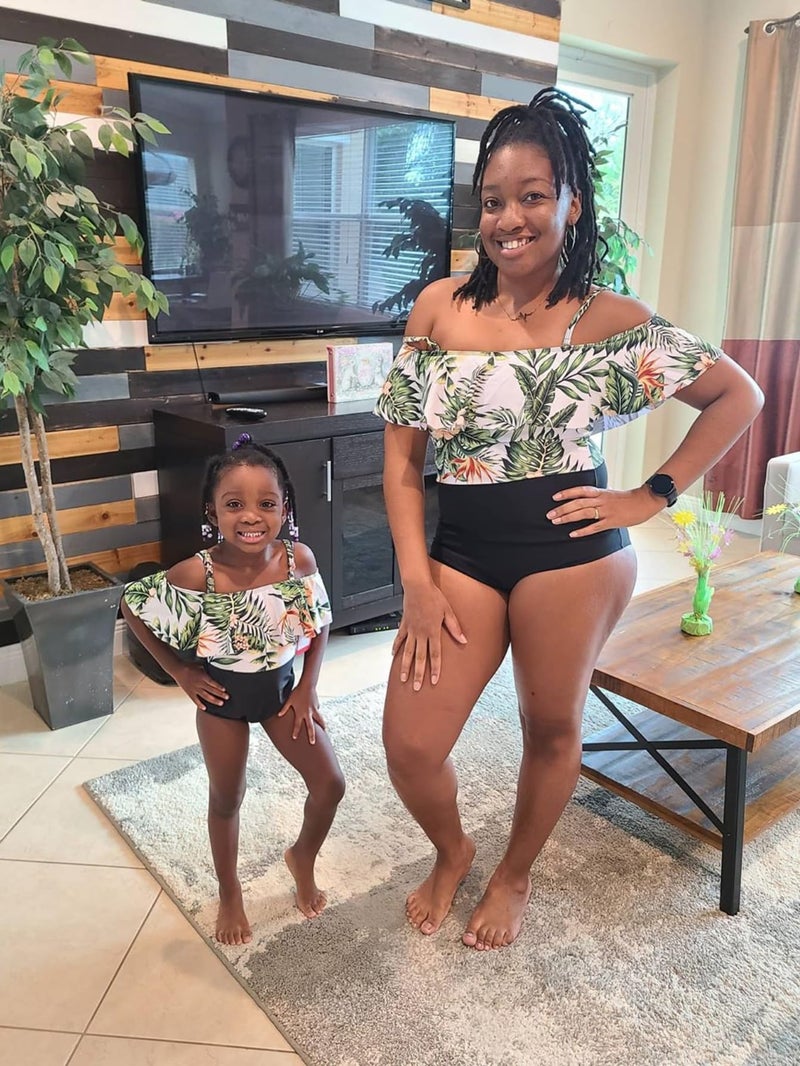 IFFEI Mommy and Me Swimsuits One Piece Family Matching Bathing Suits Monokini Swimwear 2#Green Men: Large - Image 4